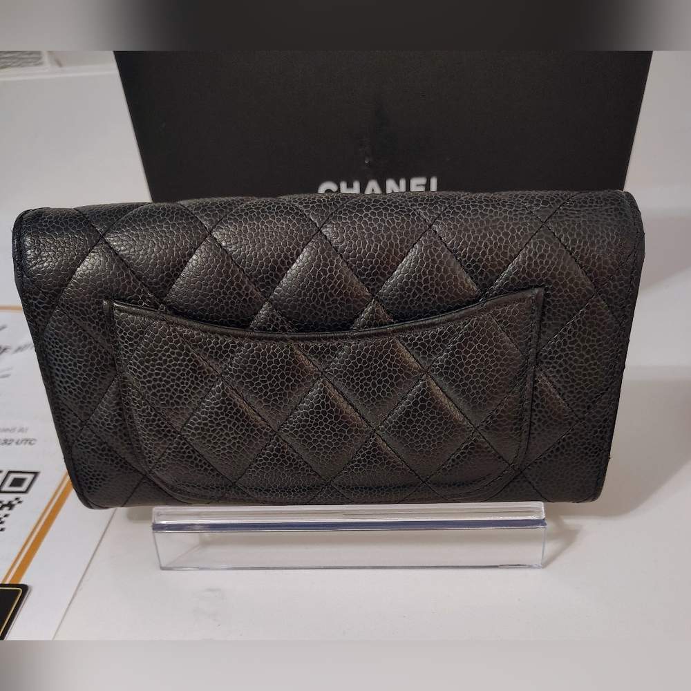 EUC CHANEL Long Wallet - Black Quilted Caviar Leather Flap w/SHW - Picture 2 of 15